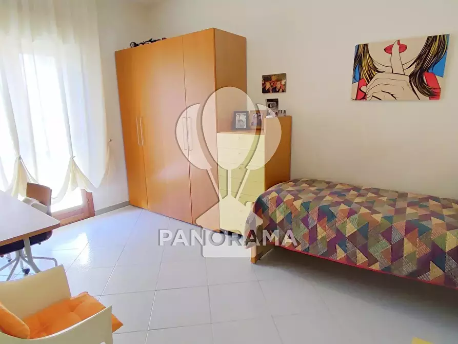 Immagine 5 di Casa trifamiliare in vendita  in Via Florio a Alcamo