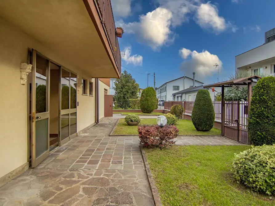 Immagine 9 di Terreno edificabile in vendita  a Noventa Padovana