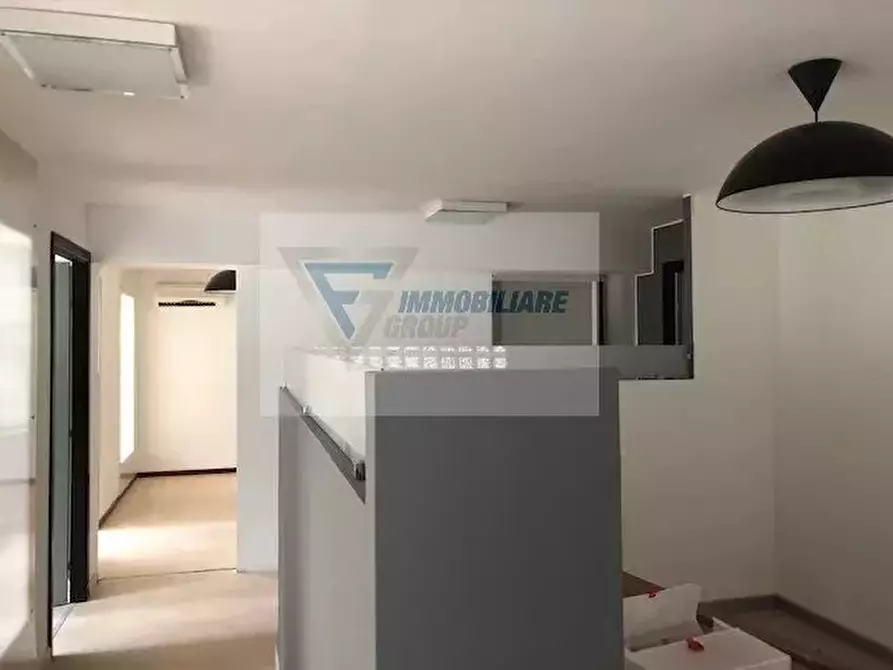 Immagine 45 di Castello in affitto  in Viale Teracati a Siracusa