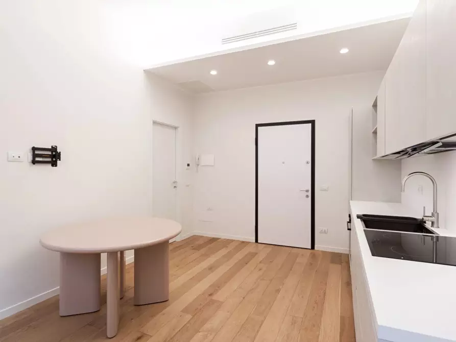 Immagine 7 di Casa trifamiliare in affitto  in Viale Coni Zugna, 6 a Milano