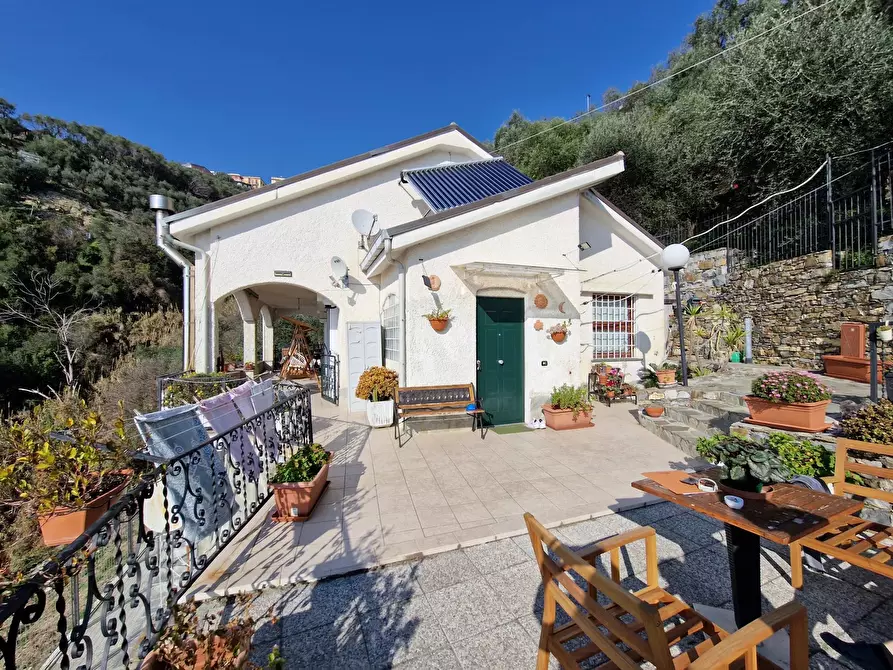 Immagine 2 di Casa trifamiliare in vendita  in Sant'Andrea di Rovereto a Chiavari
