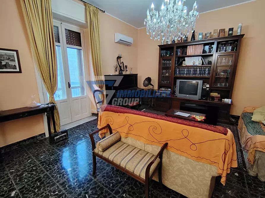 Immagine 3 di Casa trifamiliare in vendita  in VIALE TUNISI a Siracusa