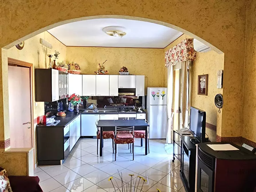 Immagine 1 di Casa trifamiliare in vendita  in Via Fontana, 60 a Avola