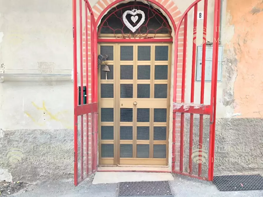 Immagine 1 di Casa trifamiliare in vendita  in Via Dante Alighieri, snc. a Casape