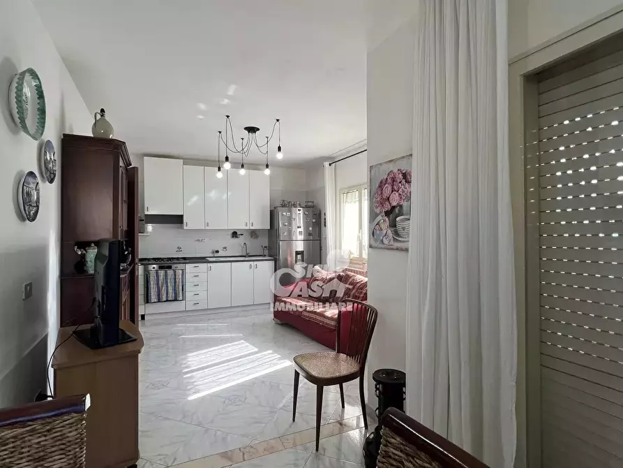 Immagine 2 di Casa trifamiliare in vendita  a Marsala