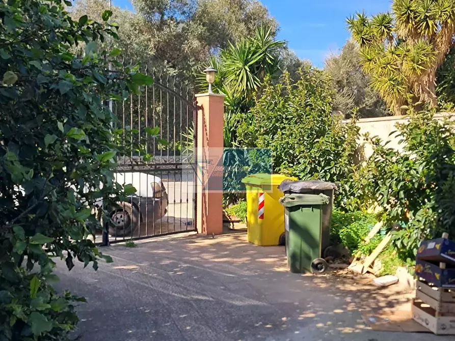 Immagine 24 di Casa trifamiliare in vendita  a Buccheri