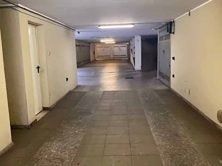 Immagine 9 di Appartamento in vendita  a Milano