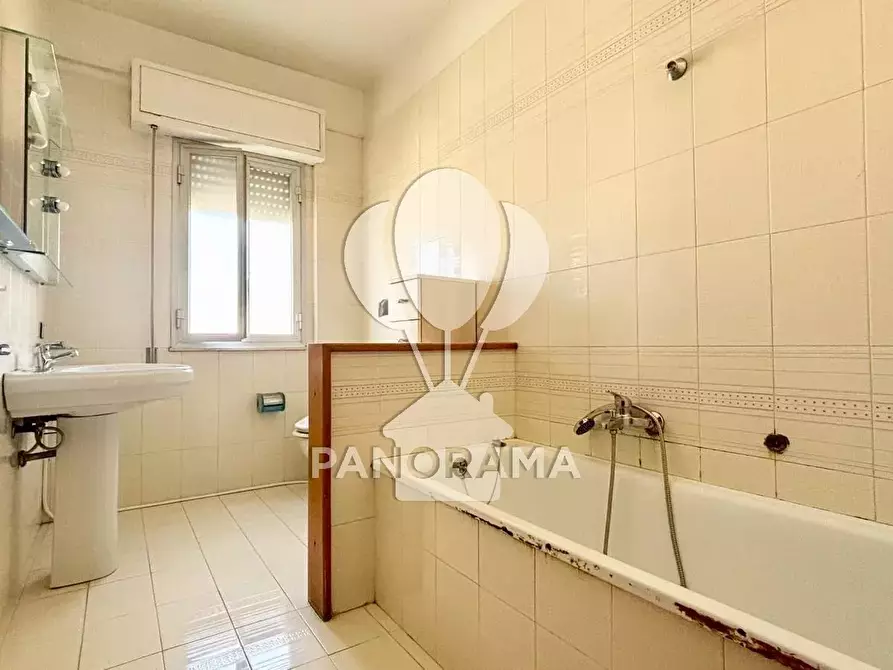 Immagine 14 di Casa trifamiliare in vendita  in Via Gaetano Martino a Alcamo