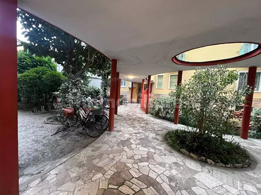 Immagine 19 di Casa trifamiliare in affitto  in Via Giambellino, 10 a Milano