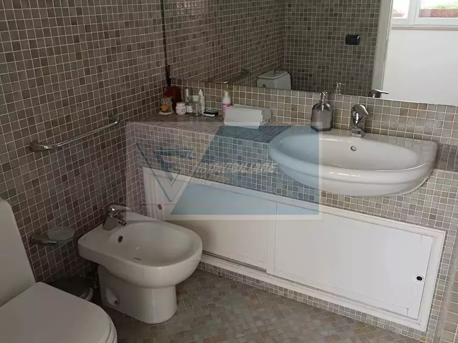 Immagine 16 di Monolocale in vendita  in Via Roma a Floridia