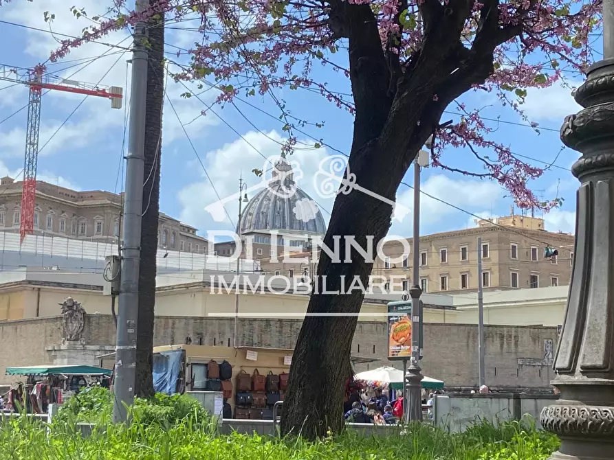 Immagine 1 di Castello in affitto  a Roma