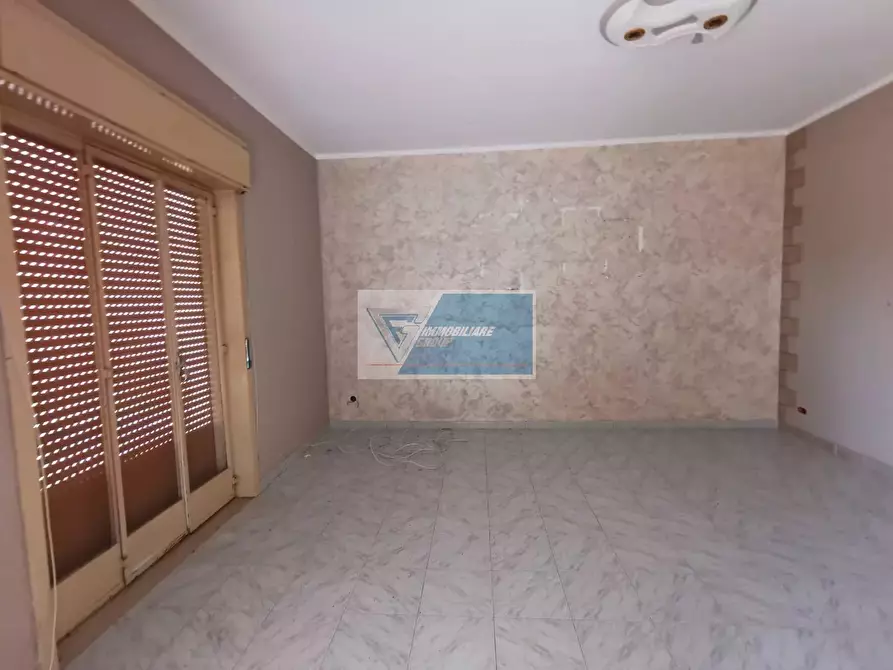 Immagine 7 di Casa trifamiliare in vendita  a Buccheri