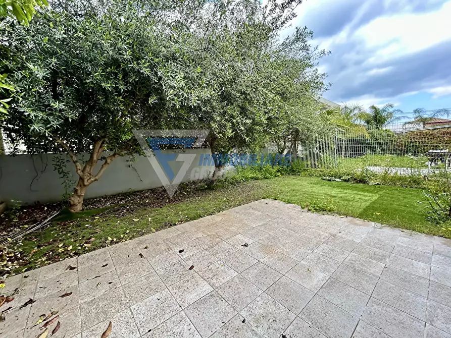 Immagine 3 di Terreno edificabile in vendita  in via Gela a Siracusa