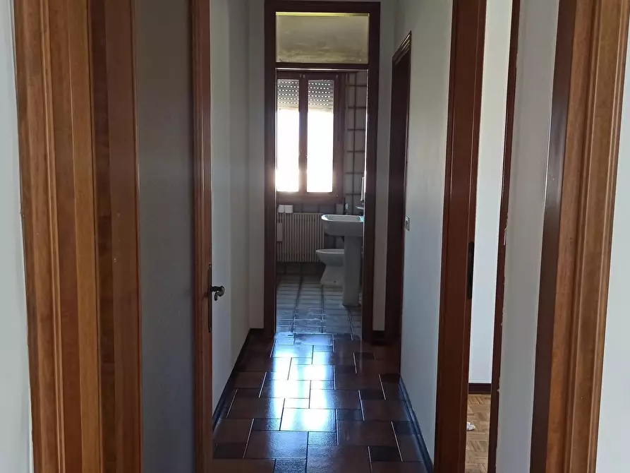 Immagine 23 di Casa trifamiliare in vendita  a Conegliano