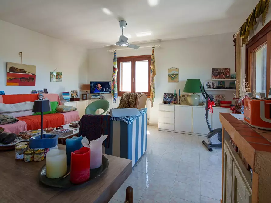 Immagine 29 di Casa trifamiliare in vendita  in Via Brancaleoni Delfina a Arzachena