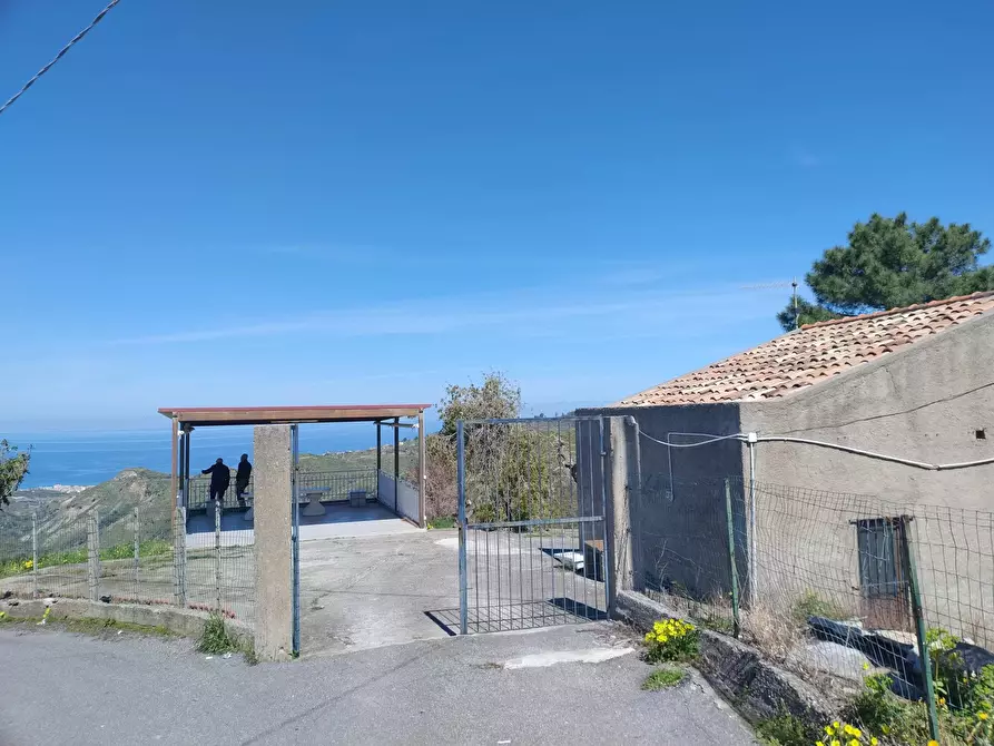 Immagine 2 di Terreno in vendita  in Contrada Bosco, roccavaldina, me a Condrò