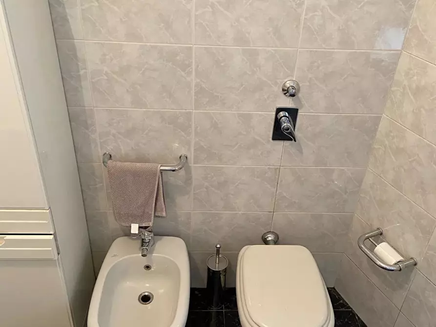 Immagine 18 di Casa trifamiliare in affitto  in Via Eugenio Carpi 38 a Milano