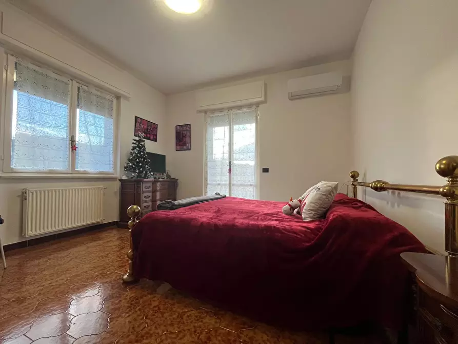 Immagine 8 di Casa trifamiliare in vendita  in Via Montanaro Disma a Carasco