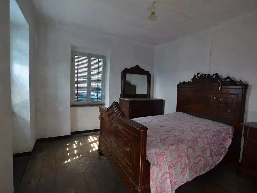 Immagine 13 di Terreno edificabile in vendita  a Avegno