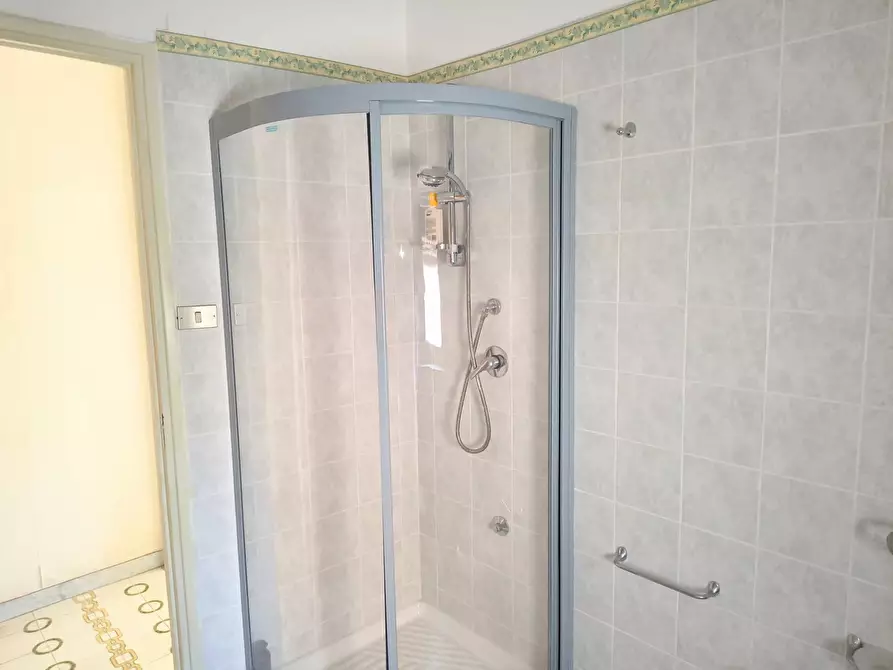 Immagine 16 di Casa trifamiliare in vendita  in Via Santa Marta, 316 a Messina