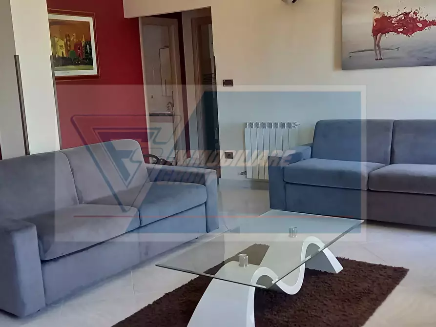 Immagine 19 di Casa trifamiliare in affitto  in Viale Teracati a Siracusa