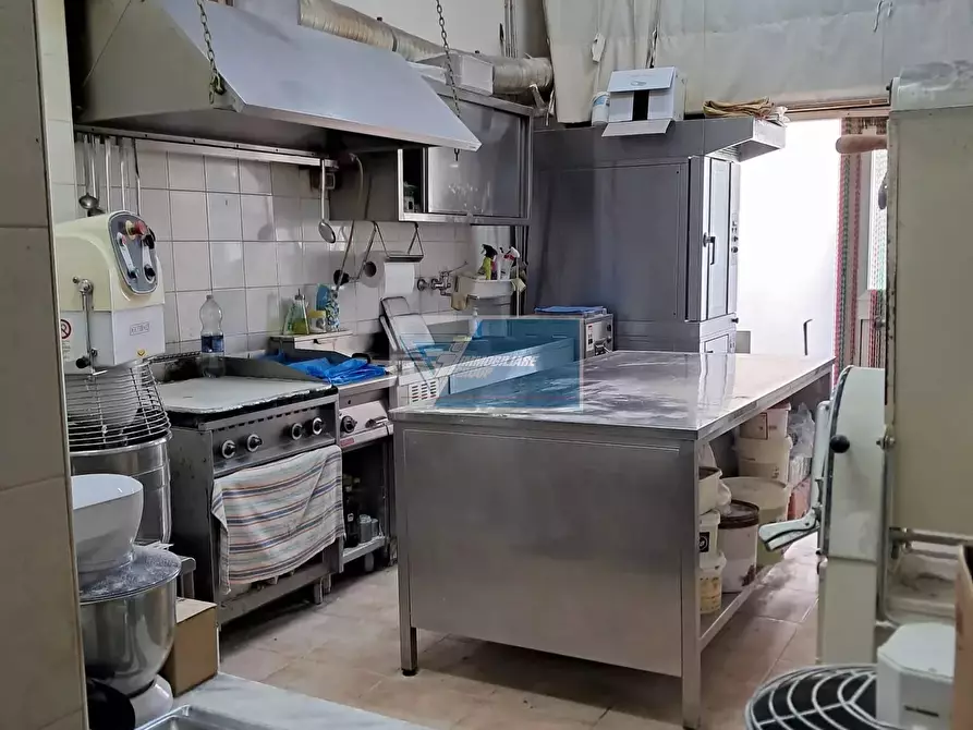 Immagine 14 di Casa trifamiliare in vendita  a Buccheri