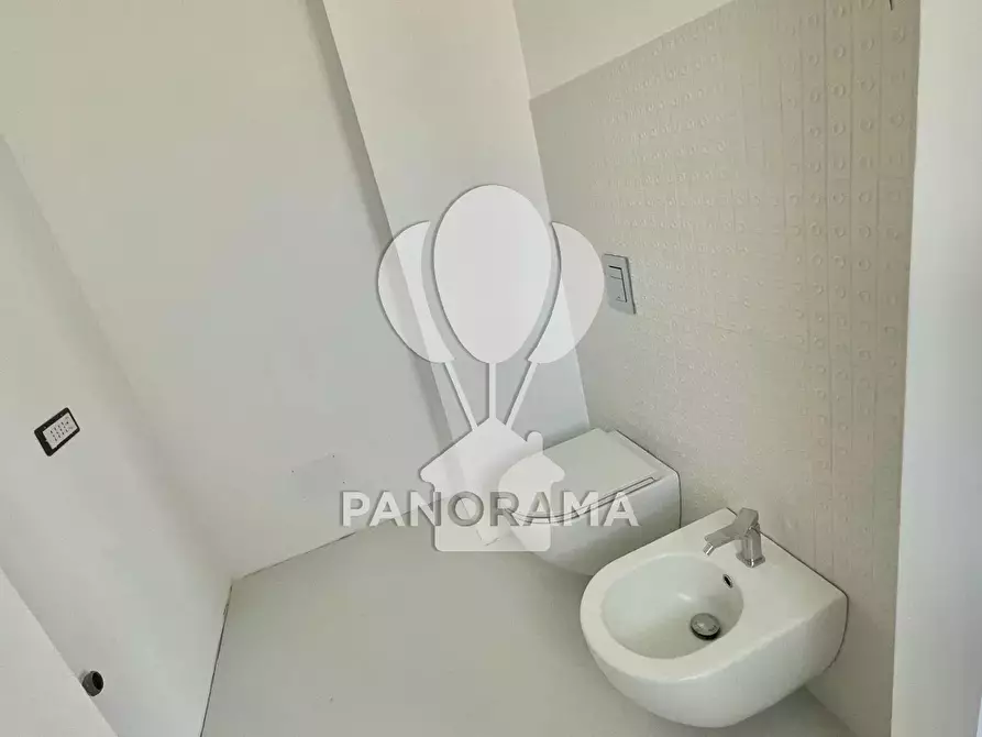 Immagine 16 di Casa trifamiliare in vendita  in via pertini a Alcamo