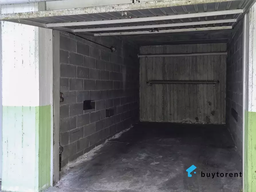 Immagine 21 di Casa trifamiliare in vendita  in Nona Strada, 7 a Buccinasco