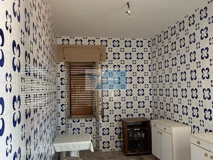 Immagine 5 di Casa trifamiliare in vendita  a Buccheri