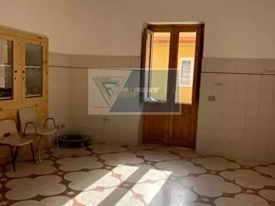 Immagine 38 di Monolocale in vendita  in Via Firenze a Noto