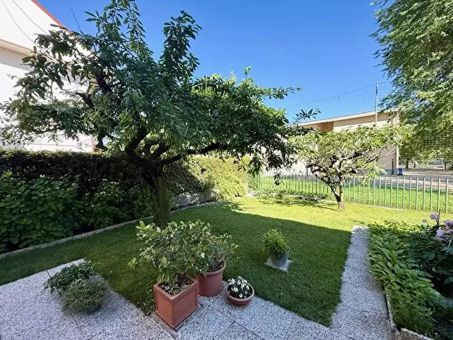 Immagine 22 di Terreno edificabile in vendita  a Conegliano