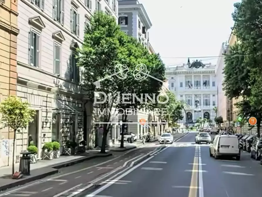 Immagine 2 di Casa trifamiliare in vendita  in Piazza Cavour a Roma
