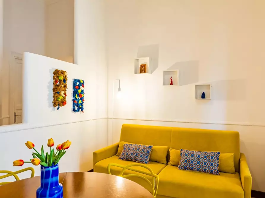 Immagine 39 di Casa trifamiliare in vendita  in Piazzetta Rosario di Palazzo, 10. a Napoli