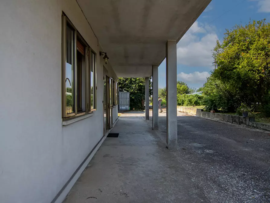 Immagine 10 di Casa trifamiliare in vendita  a Albignasego