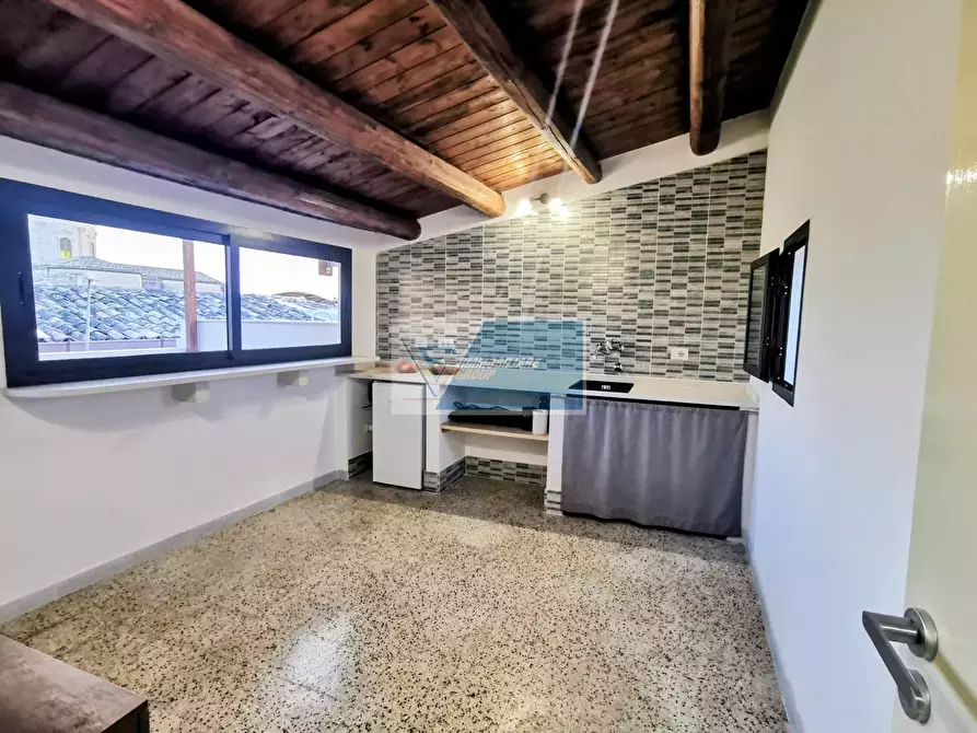Immagine 14 di Monolocale in affitto  in Via Barbieri 96017 noto a Noto