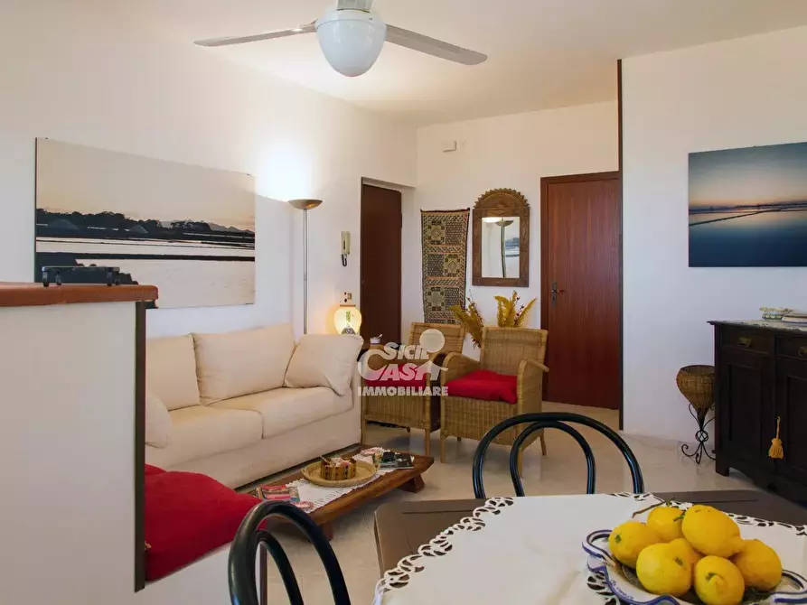 Immagine 5 di Casa trifamiliare in vendita  a Marsala