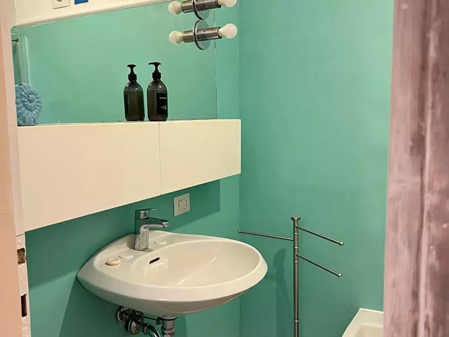 Immagine 7 di Casa trifamiliare in vendita  in Via Su Pinnone, 3/2 a Olbia