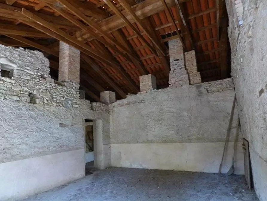 Immagine 24 di Terreno edificabile in vendita  a Dogliani