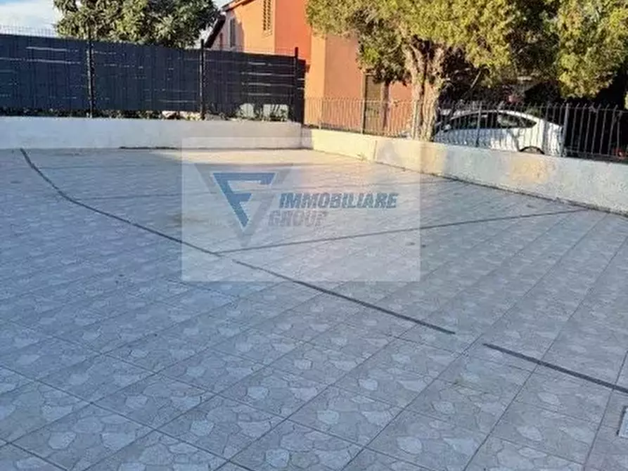 Immagine 2 di Casa trifamiliare in vendita  in Via Brancati a Buccheri