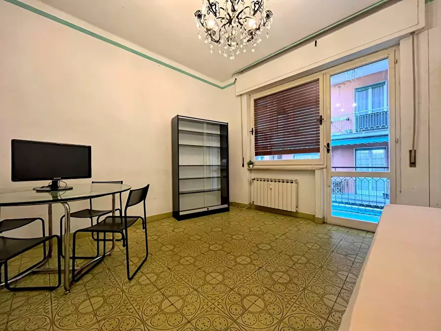 Immagine 1 di Casa trifamiliare in vendita  in Piazza Cavour a Chiavari