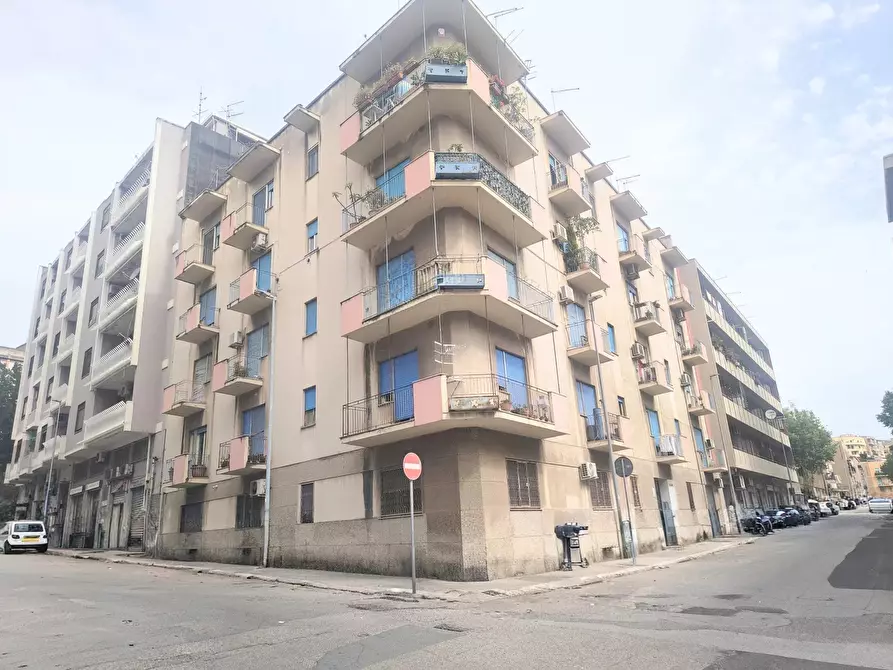 Immagine 1 di Casa trifamiliare in vendita  in Via Colapesce, 21 a Messina