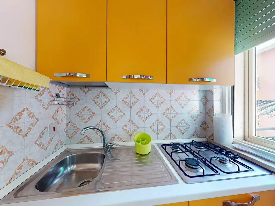 Immagine 10 di Casa trifamiliare in vendita  in Corso Leonardo da Vinci 6 a Borghetto Santo Spirito