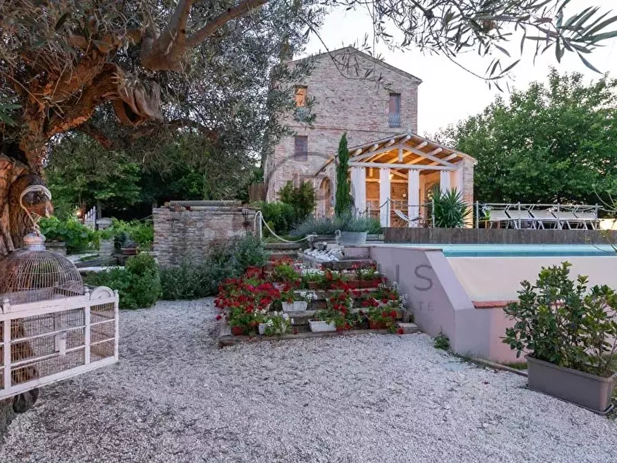 Immagine 33 di Terreno edificabile in vendita  in Staffolo a Staffolo