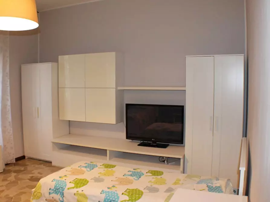 Immagine 7 di Casa trifamiliare in affitto  a Milano