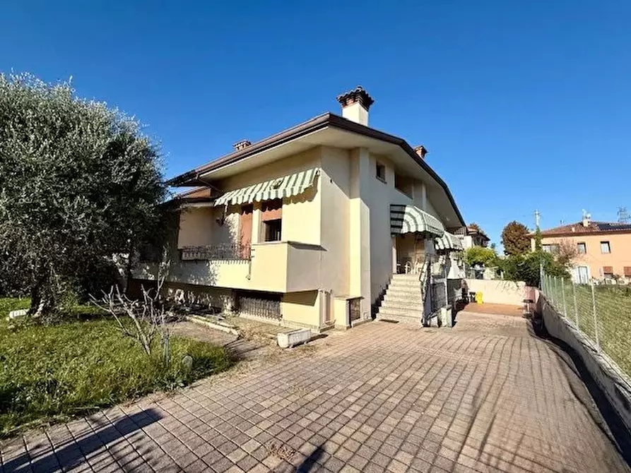 Immagine 4 di Terreno edificabile in vendita  a Refrontolo