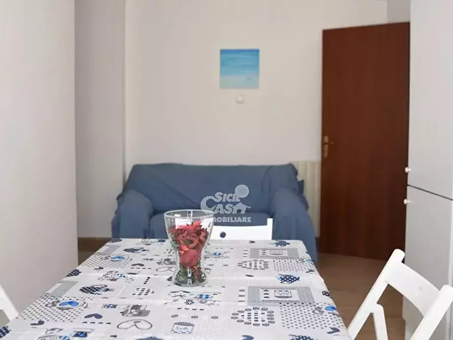 Immagine 17 di Casa trifamiliare in affitto  a Marsala