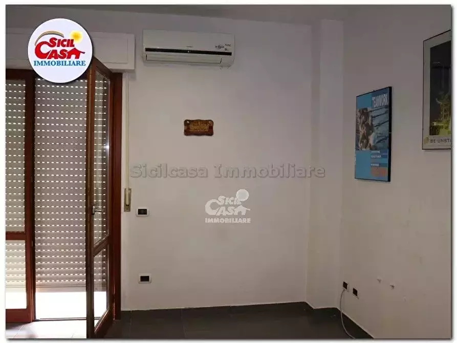 Immagine 8 di Castello in vendita  a Marsala