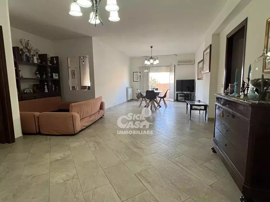 Immagine 9 di Casa trifamiliare in vendita  a Marsala