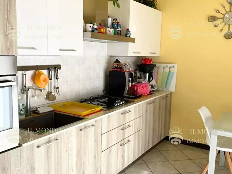 Immagine 8 di Casa trifamiliare in vendita  in Via Cutoli, 3. a Cerro Al Lambro