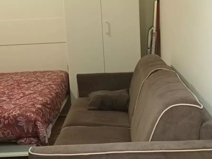 Immagine 5 di Casa trifamiliare in affitto  a Milano